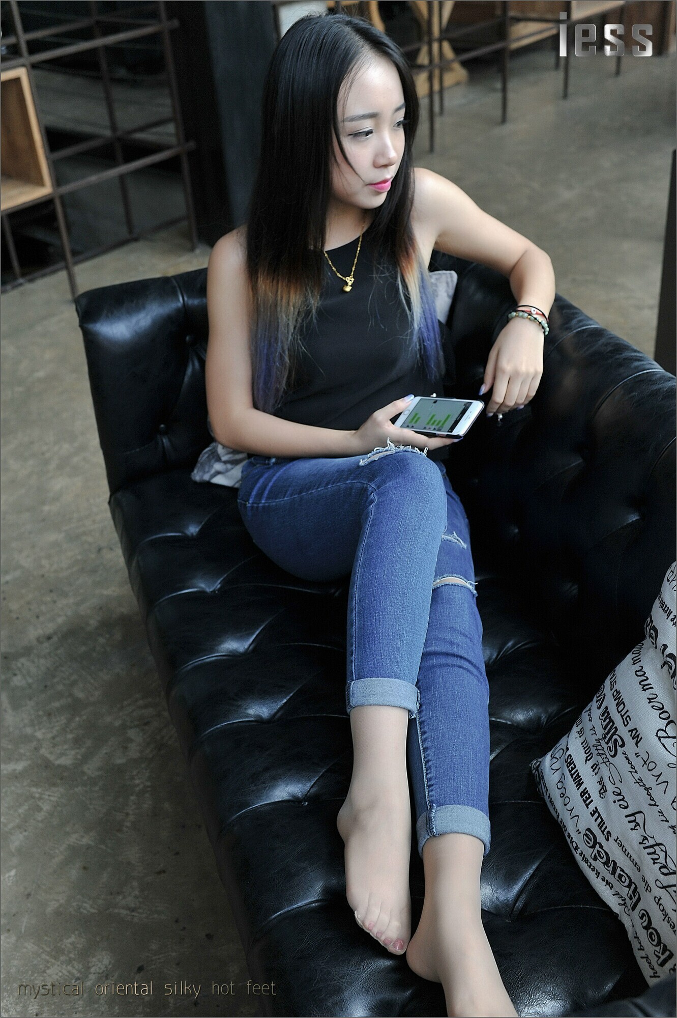 [IESS异思趣向] 2016.09.30 丝足便当007：《丝足高跟与牛仔裤 1》张馨月